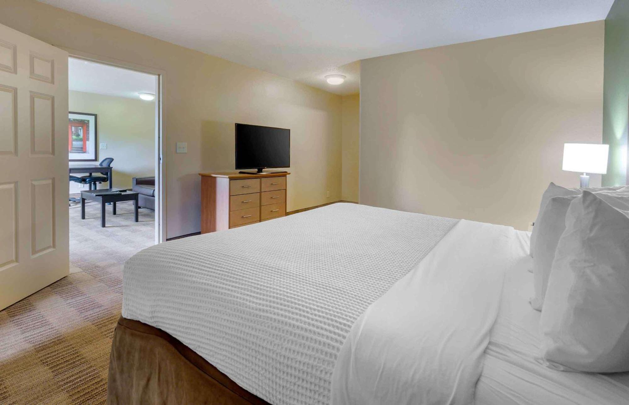 Extended Stay America Select Suites - Atlanta - Kennesaw Chastain Rd Экстерьер фото